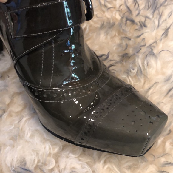 ANTONIO MELANI STORMY PATENT LEATHER BOOTIES - Picture 8 of 11